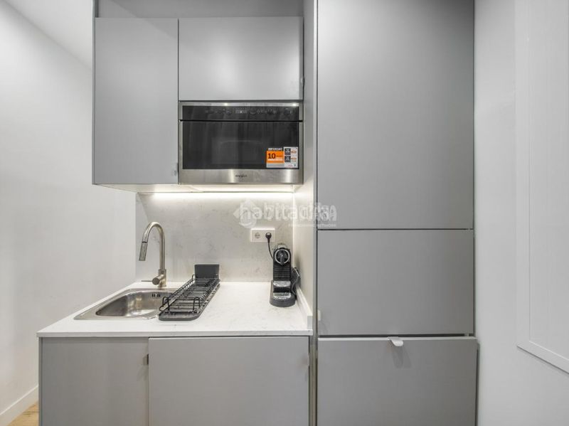 Foto 3305c49a-bfa8-4194-8d52-5f383cad4877. Piso  en venta en Embajadores-Lavapiés Madrid
