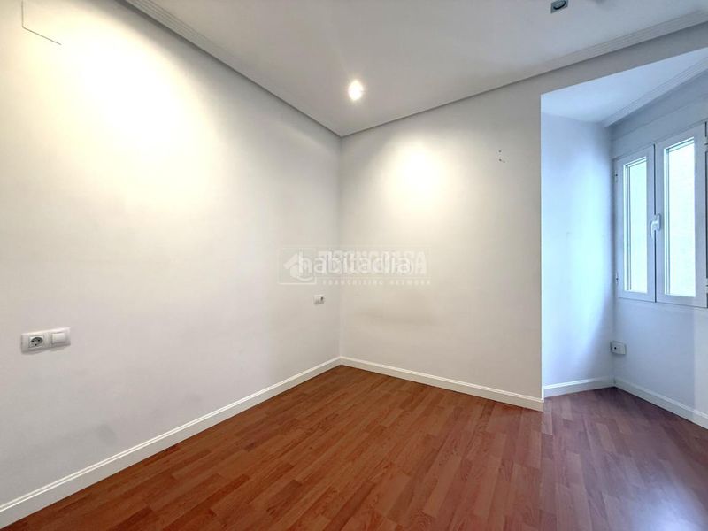 Foto f72c1e6c-661e-4f1c-a4c9-9b836b2cbc3e. Piso  en venta en Castilla Madrid