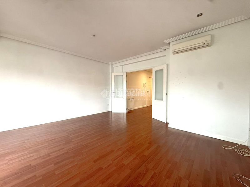 Foto fbac3844-cfbc-474a-a0f3-3926ece10463. Piso  en venta en Castilla Madrid
