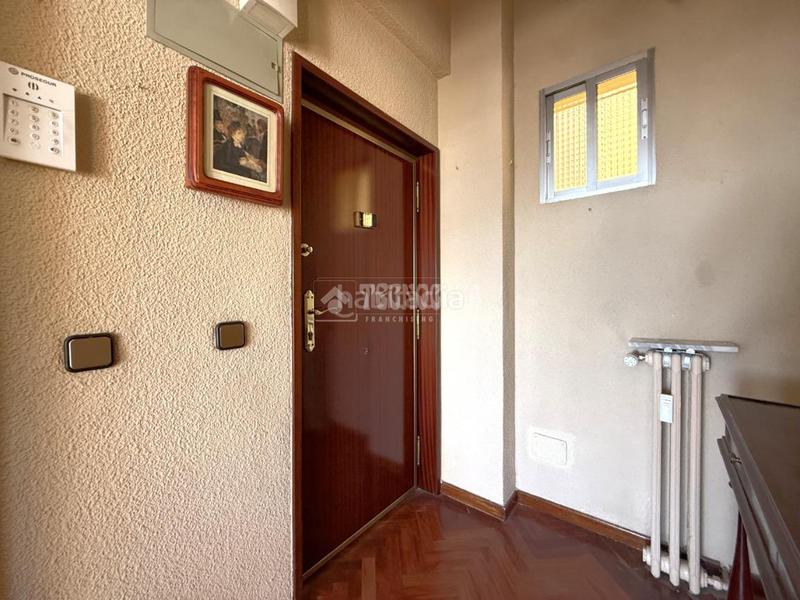 Foto 903b7db3-dc3f-49e6-850d-708e1b5c2619. Piso  en venta en Castilla Madrid
