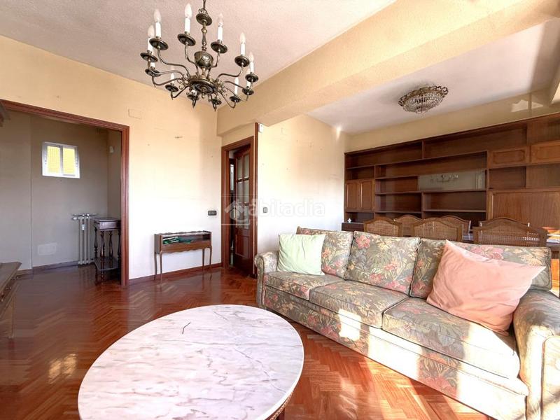 Foto d0c32b74-62db-46f4-b66a-fc72f404053f. Piso  en venta en Castilla Madrid