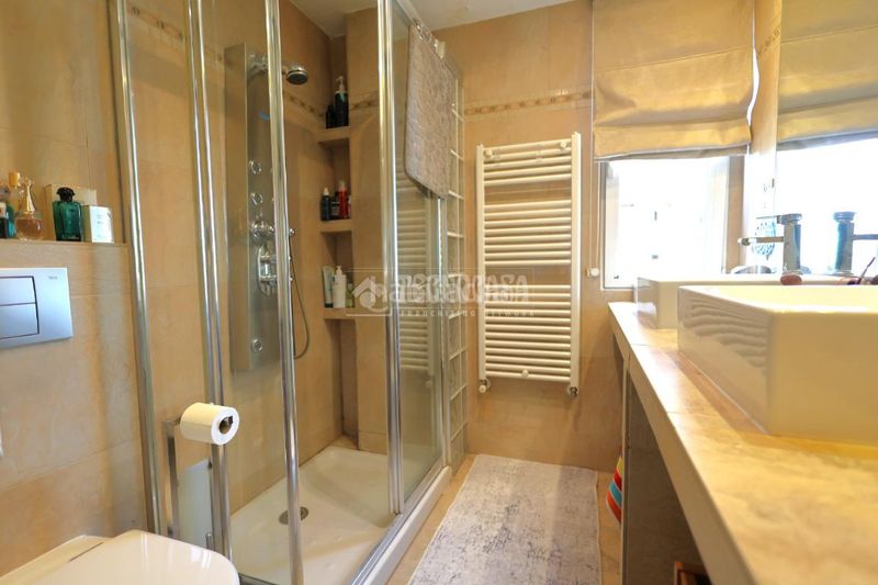 Foto fbe56b2b-5f9a-4984-b198-bd77b6856e04. Piso  en venta en Castilla Madrid