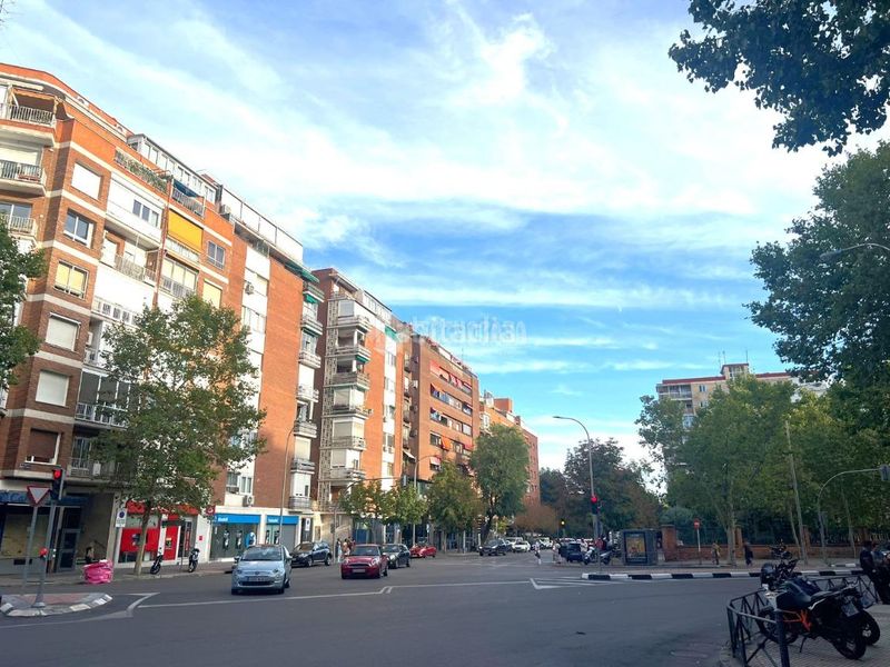 Foto 26497cb3-e106-4341-be68-43a4522b98d2. Local comercial a Castilla Madrid