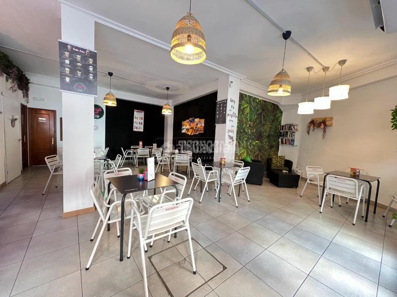 Foto 9c8be5b5-d245-41e7-a891-d370063836ec. Local comercial traspaso en venta en Puerta del Ángel Madrid