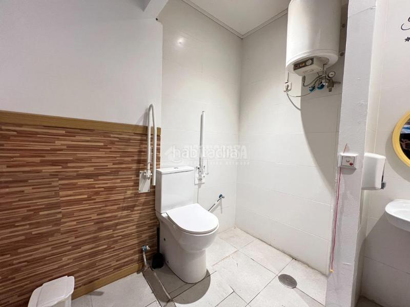 Foto b13aceaf-761d-4553-8d0e-4891c7158573. Local comercial traspaso en venta en Puerta del Ángel Madrid
