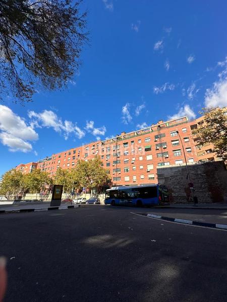 Foto d96ba92d-6263-4b96-bcad-5f63b354450a. Pis amb aparcament a Palacio Madrid
