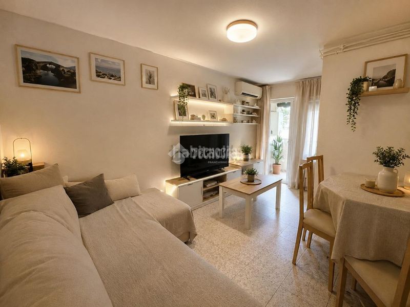Foto 3a46aba9-14a2-4a5e-898e-74e8df5b7cde. Pis a Villaverde Alto Madrid