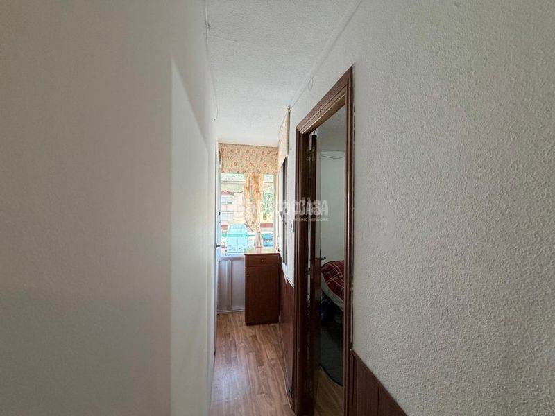 Foto 770f341c-baf6-492a-bea1-1910b85bc511. Pis a Villaverde Alto Madrid