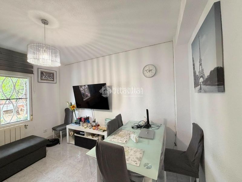 Foto fc5bd42b-0149-4b19-bd3f-954693d8309f. Flat in Villaverde Alto Madrid