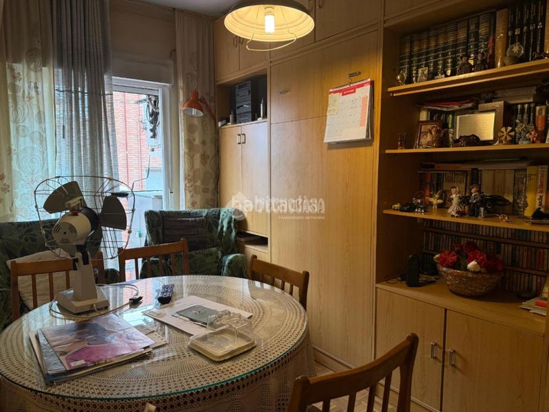 Foto 073797f2-6d95-4de3-b3aa-726a72f10a02. Pis a Villaverde Alto Madrid