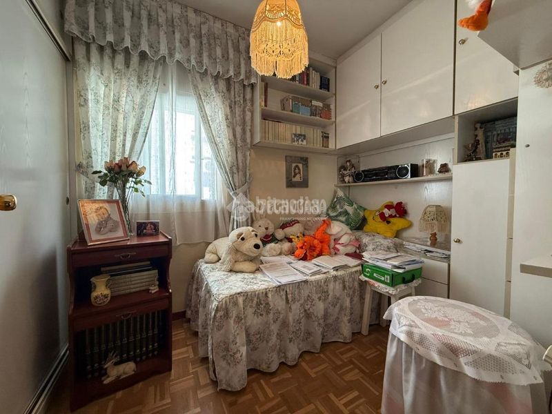 Foto b5ce8c07-9d8a-4ab9-a645-29ca74b6b5af. Pis a Villaverde Alto Madrid