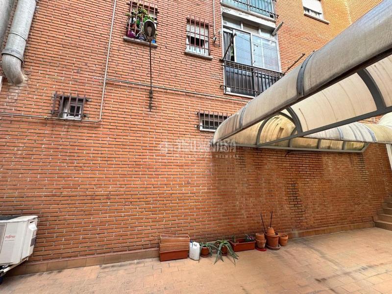 Foto 5ba026a5-0fe2-488c-8453-fbf1897359ed. Local commercial dans Villaverde Alto Madrid