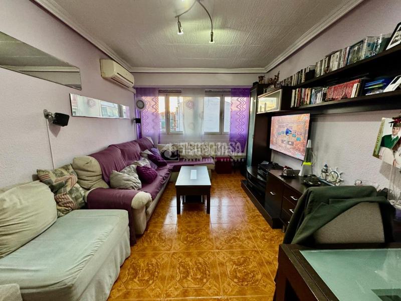 Foto f78a8e7e-c56e-41f2-b36b-d19b8fbb2b94. Appartamento con riscaldamento in Villaverde Alto Madrid