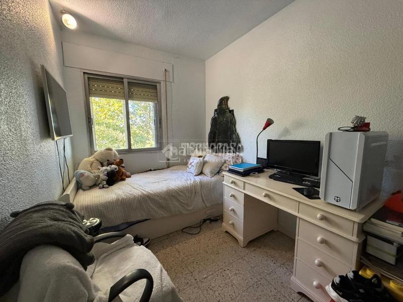 Foto fd95ad2f-83e9-4af4-b57d-799259eda3cc. Appartement dans Villaverde Alto Madrid