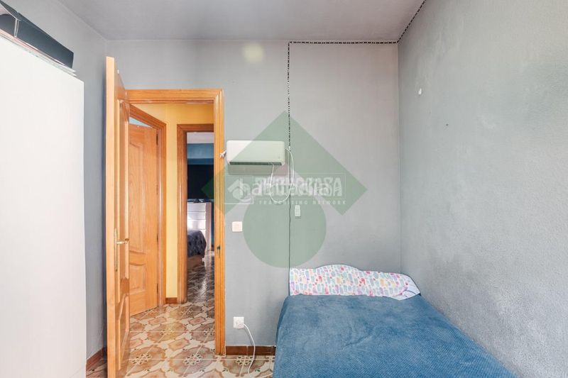 Foto 6b6f6acc-5f23-4611-9ad6-f3a489dd8e46. Pis a Villaverde Alto Madrid
