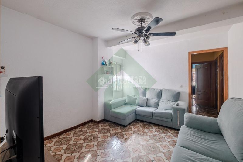 Foto b95e86d2-7d31-4d8a-a3b7-e85525390ffd. Pis a Villaverde Alto Madrid