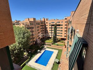 Flat in Alameda de Osuna. Piso en venta en madrid