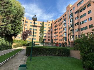 Etagenwohnung in Alameda de Osuna. Piso en venta en madrid