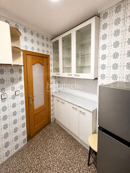 Foto 18e09350-e236-4bd8-be4f-358a1d75dea3. Pis a Abrantes Madrid