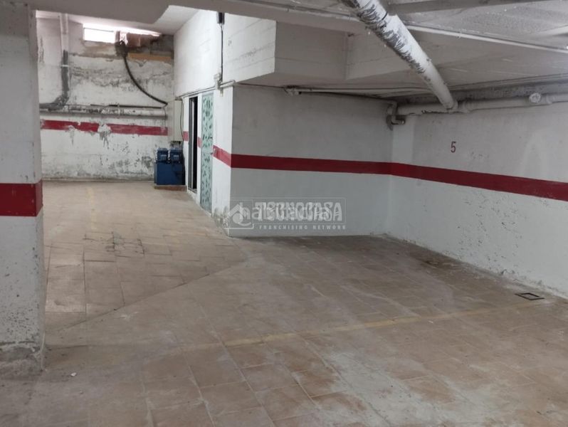 Foto fca4bde8-749d-4389-b111-da7bd835986c. Aparcament cotxe a El Molinillo - Capuchinos Málaga