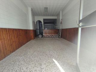 Business premise in El Molinillo - Capuchinos. Local comercial en venta en málaga