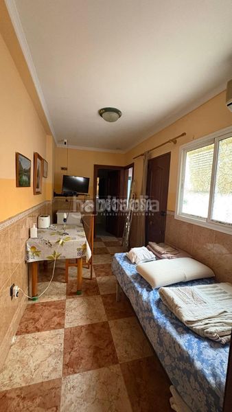 Foto 14b5e665-dbce-4c05-b762-5bc92fca6d64. Casa aparellada a El Molinillo - Capuchinos Málaga