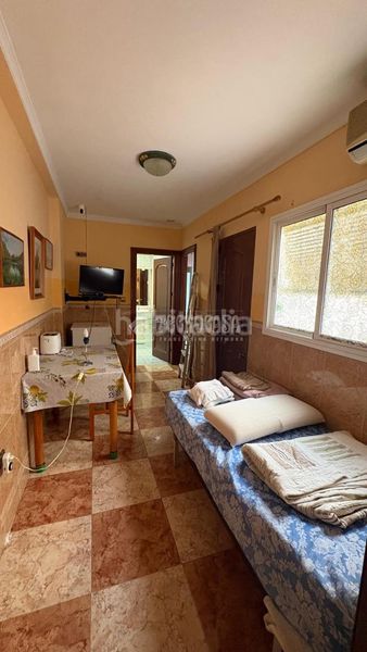 Foto 58b7281f-96e9-4a21-a801-77460a719194. Casa aparellada a El Molinillo - Capuchinos Málaga
