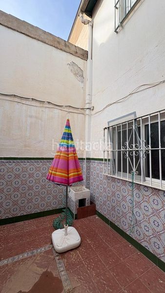 Foto bfbb7c38-9815-4c8c-8a1d-8ab789e0faa5. Casa aparellada a El Molinillo - Capuchinos Málaga