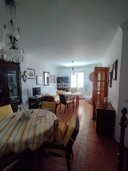 Foto 35f539ea-546d-4a72-a18a-684d9931817e. Casa aparellada a Cristo de la Epidemia Málaga