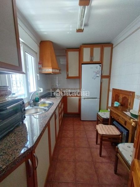Foto 4bbd3167-e3d8-40d5-a7e9-1191583eeedb. Casa aparellada a Cristo de la Epidemia Málaga