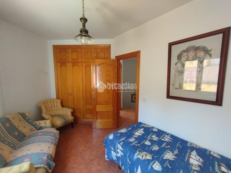 Foto 5a3dd6c2-6d6d-4df8-ab65-de954ee6795b. Casa aparellada a Cristo de la Epidemia Málaga
