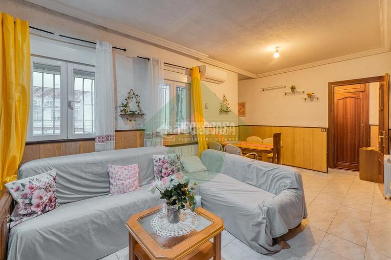 Foto 0d363a1e-4169-42a8-91a3-260a55b4d099. Piso  en venta en Villaverde Alto Madrid