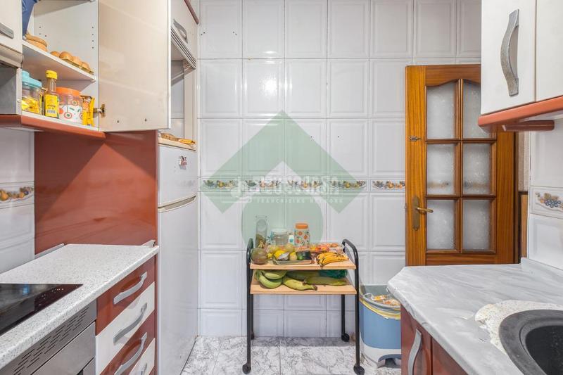 Foto 1dc7a3f6-1e07-4a41-9846-a6e2a2d18a53. Piso  en venta en Villaverde Alto Madrid