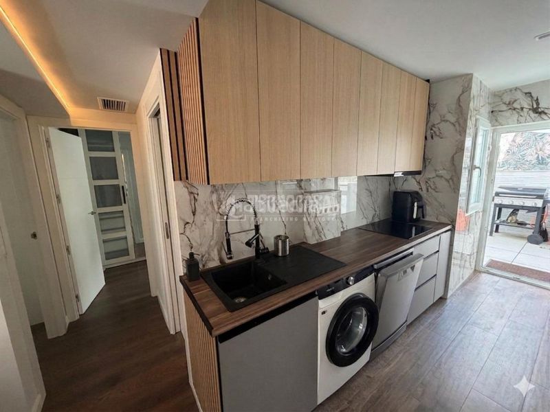 Foto 0aa3f251-185a-450d-81c9-a6f857746bb9. Pis a Villaverde Alto Madrid