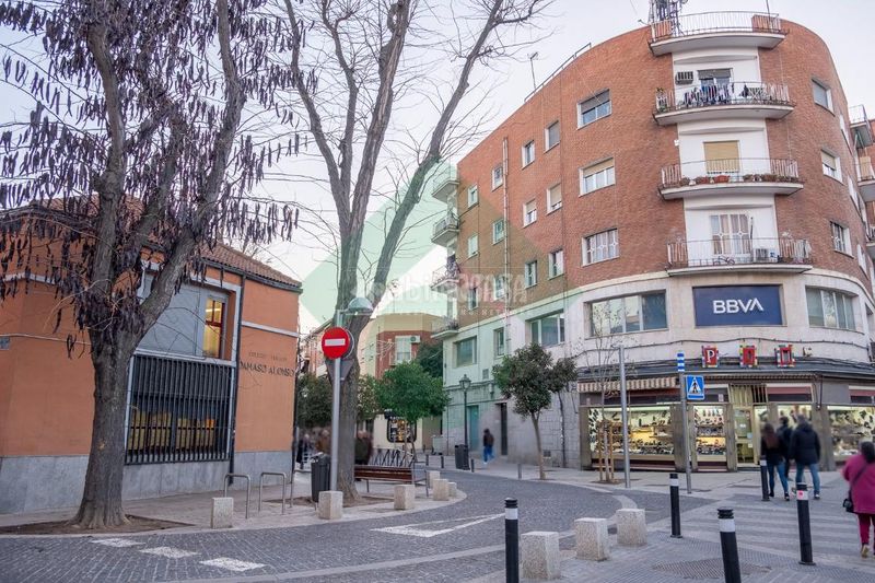 Foto d8bf3890-f8e1-4123-90cc-e0692ad0c5d4. Pis a Villaverde Alto Madrid