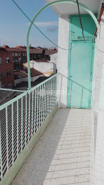 Foto c73c5d56-f6b3-4b07-a917-dd7c186481bb. Pis a Villaverde Alto Madrid