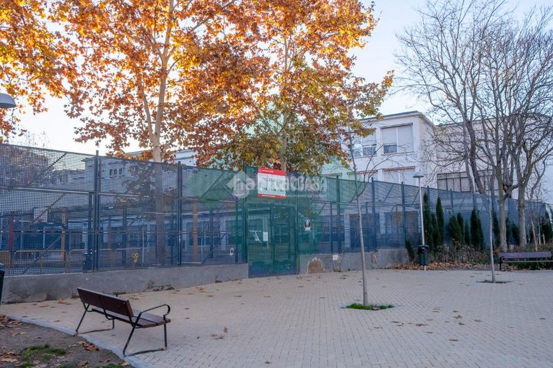Foto 00e619c7-5866-4b9a-872f-30c63331c1c2. Pis a Villaverde Alto Madrid