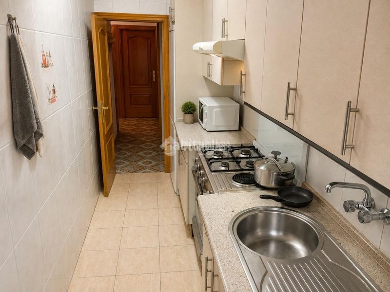 Foto 40a2794a-919f-4290-a1ec-844704b6871b. Pis a Villaverde Alto Madrid
