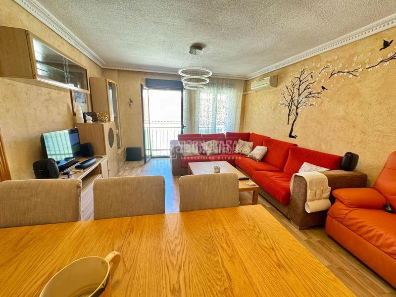 Foto 7f1725c3-e275-4076-bd36-bb38af62b0b1. Flat with heating in Centro-Ayuntamiento Pinto