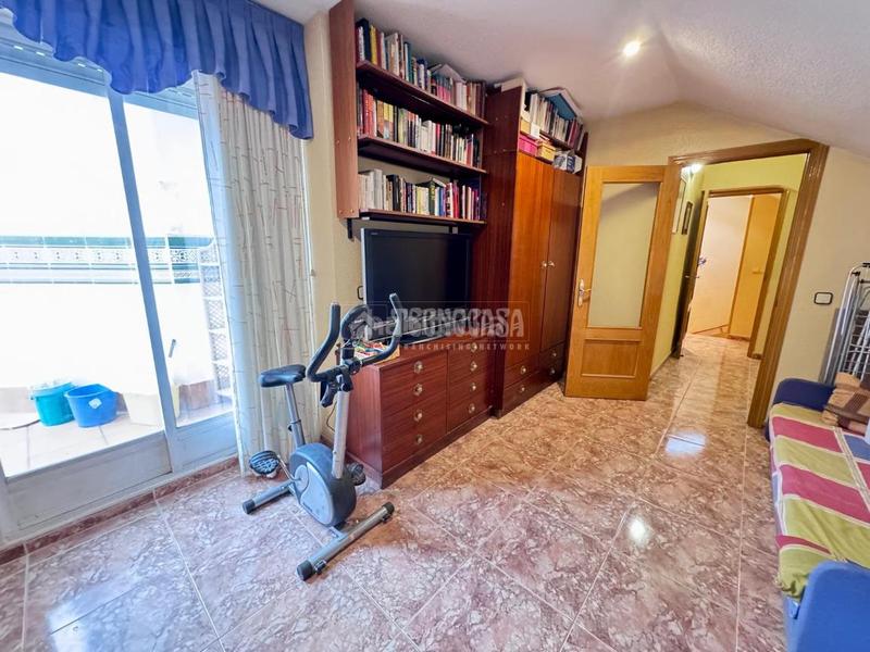 Foto 6e523739-ca01-4139-a43c-1805550f9bdc. Etagenwohnung in Parque Europa-Los Pitufos Pinto