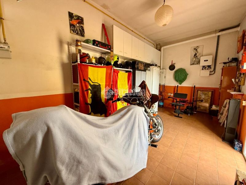 Foto bd925309-22a2-4f6e-8e8c-07d1a0be2ee7. Casa aparellada amb calefacció aparcament a Torrejón del Rey