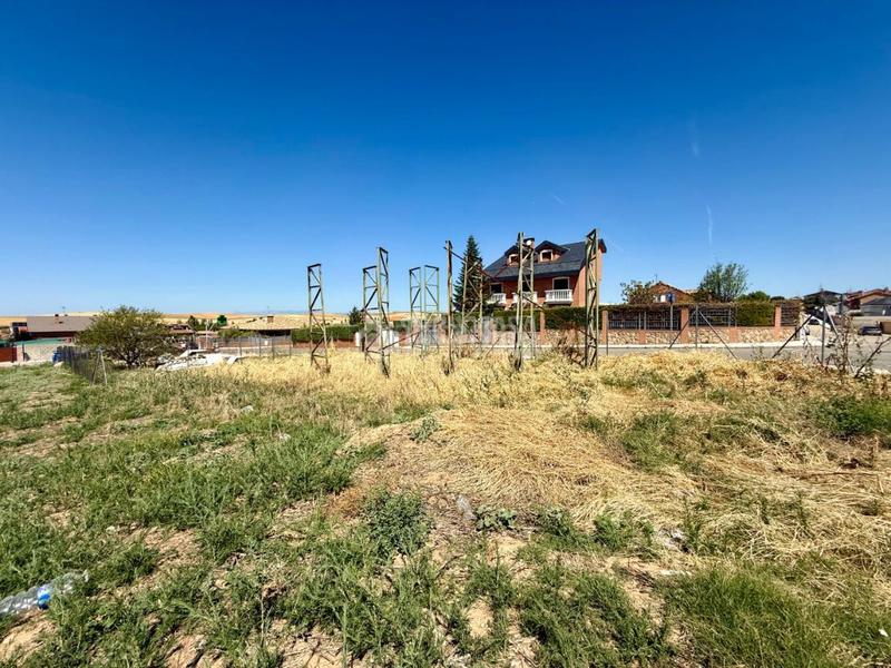 Foto 930a16cc-1341-4403-8694-d26fcce86355. Wohngrundstück in Torrejón del Rey