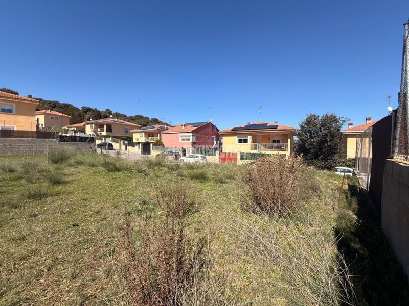 Foto 5cb8bc90-901d-4234-ac79-aaed57f181c8. Terreny residencial a Galápagos