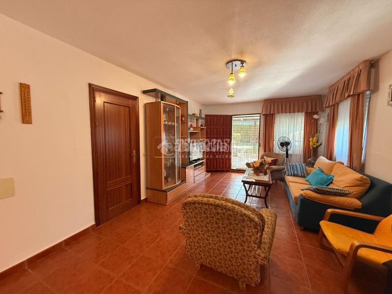 Foto 5a4a7369-2967-4edb-b0ca-0669b63db5e1. Casa amb calefacció a Serracines