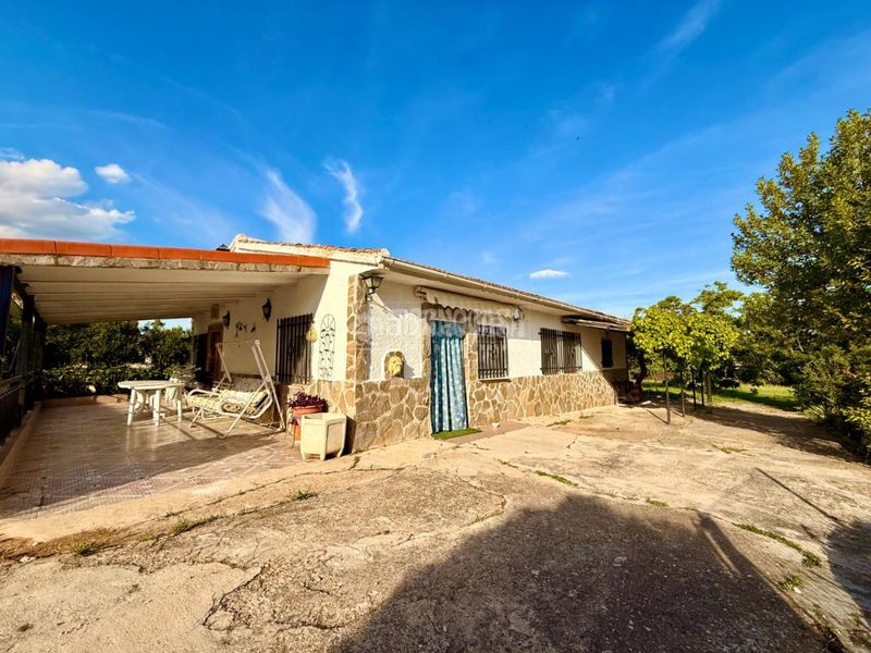 Foto a2acdeca-f6bd-4b8d-89d4-246e7bc55284. Casa amb calefacció a Serracines