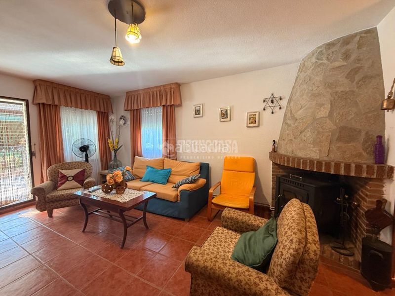 Foto d3f7f33c-9f9f-4012-82fe-285368c2d3ae. Casa amb calefacció a Serracines