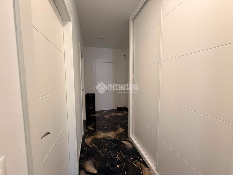 Foto 4daae837-9fc3-417e-9b78-fbcef3f3d2e1. Casa amb calefacció a Galápagos