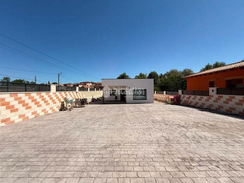 Foto e9b6d4c3-4ec9-4b1f-9510-a177c161dc56. Casa amb calefacció a Galápagos