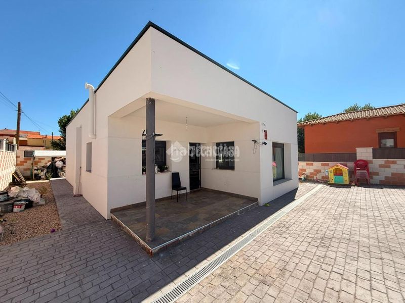 Foto ea5c17ed-7a33-4808-a933-8c6e25dbddb5. Casa amb calefacció a Galápagos