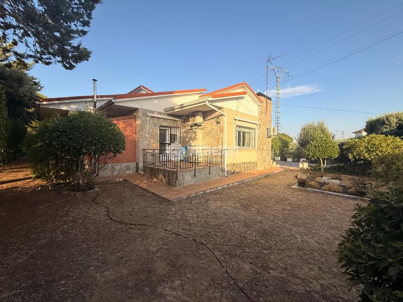 Foto 7d3a51a2-c163-4478-aa25-cc65674bc12e. Casa amb calefacció aparcament a Ribatejada